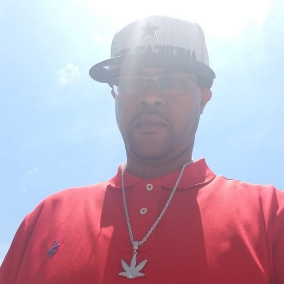 Meet your Posher, Kevin - Picture 1 of 1